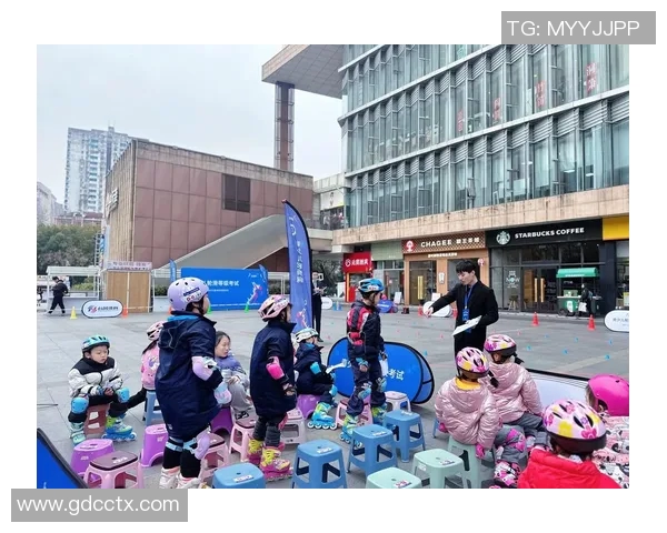 南京滑板队的节奏与热潮解析：滑板文化在城市中的崛起与发展