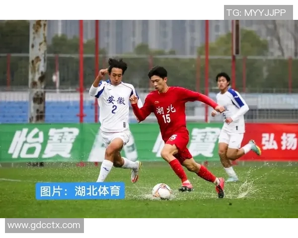 全运会回顾:成都足球队展现出强大实力与团队精神的精彩表现 全运会回顾:成都足球队展现出强大实力与团队精神的精彩表现