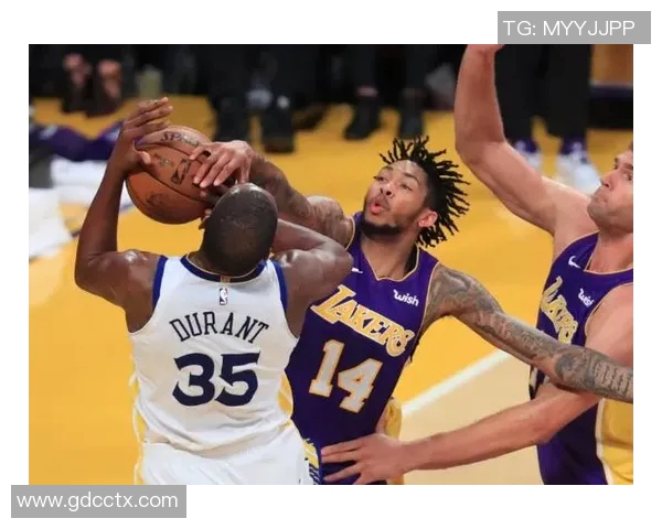 南京篮球队的蜕变之路：从挑战到荣耀的冠军赛特别报道